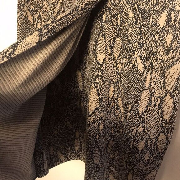 Vintage Tiana B. Beige and Black Animal Print Ruched Dress Size 20W - Picture 4 of 7